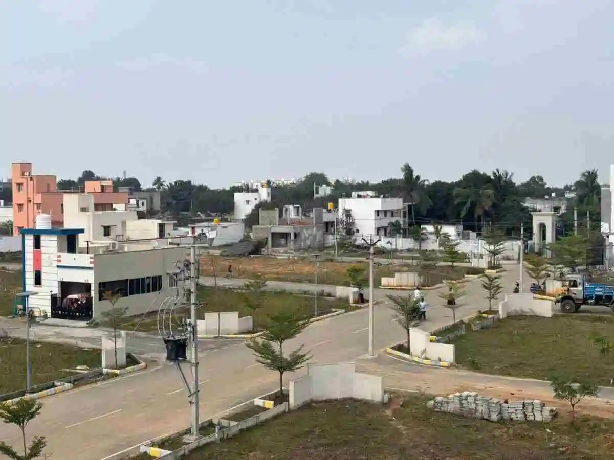 Premium villa plot for sale in Chembarambakkam